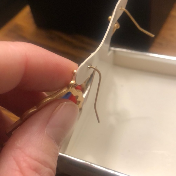 Tassel earrings - Picture 3 of 3